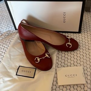 Gucci responsibility sandals:authentic pre loved